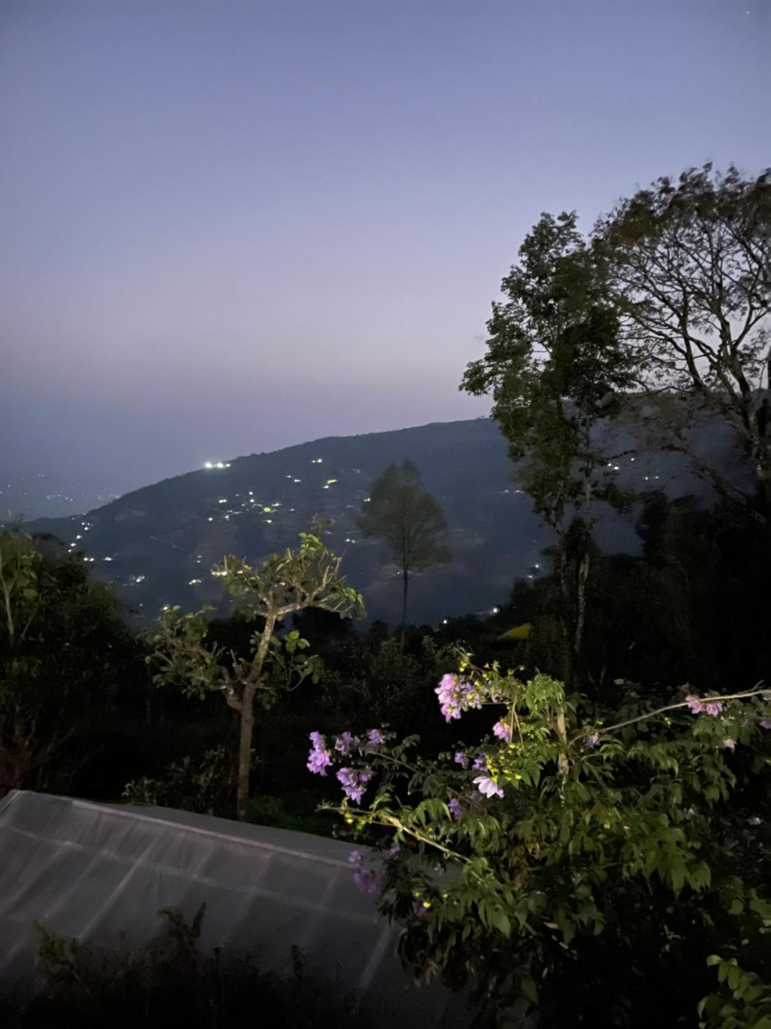 Nagarkot Trekkers Inn Екстер'єр фото